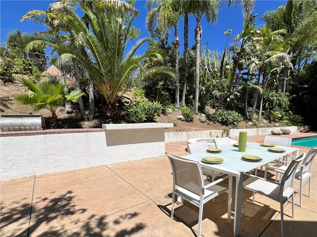 16815 Bajio Road, Encino, California 91436 home-pic-43